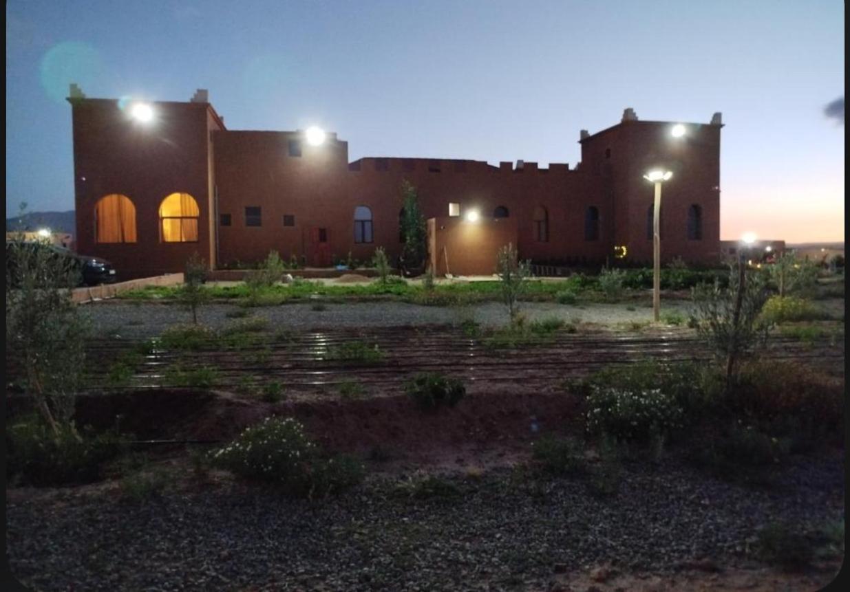 ミデル Dar Al Qanass Imaneホステル エクステリア 写真